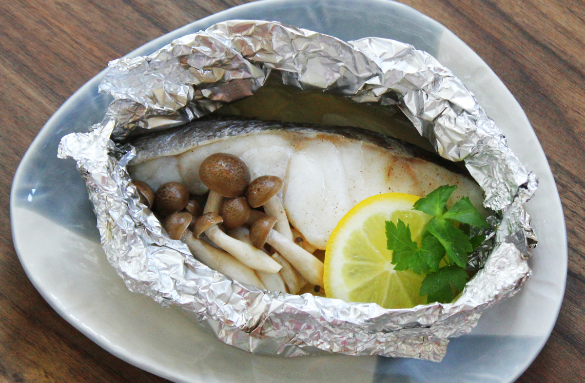 白身魚の紙包み焼き