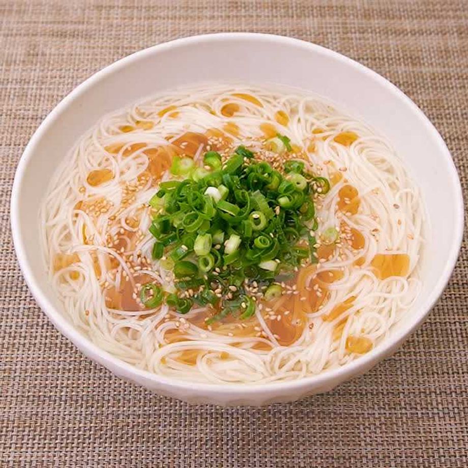 冷やしネギ塩豚そうめん - 料理研究家リュウジのバズレシピ.com
