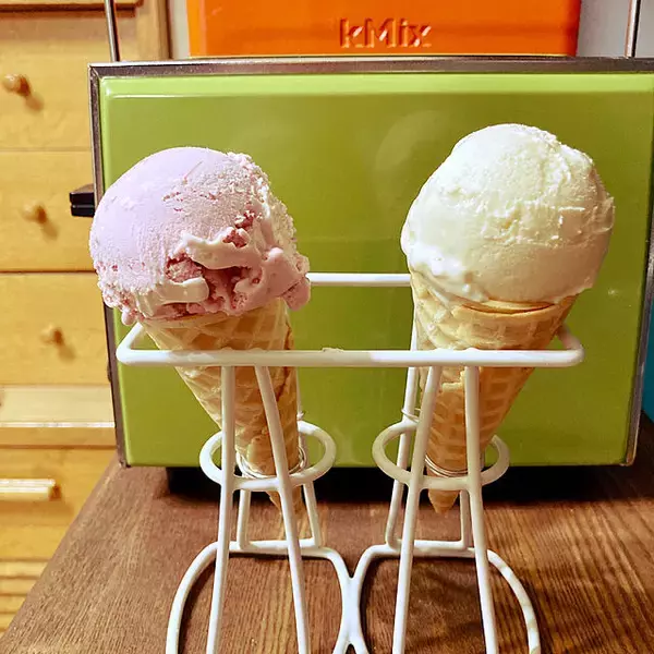 折りたたみ式 アイスクリームコーンスタンド 送料￥250 8個まで: 発明学会ネットショップ - 通販 - Yahoo!ショッピング