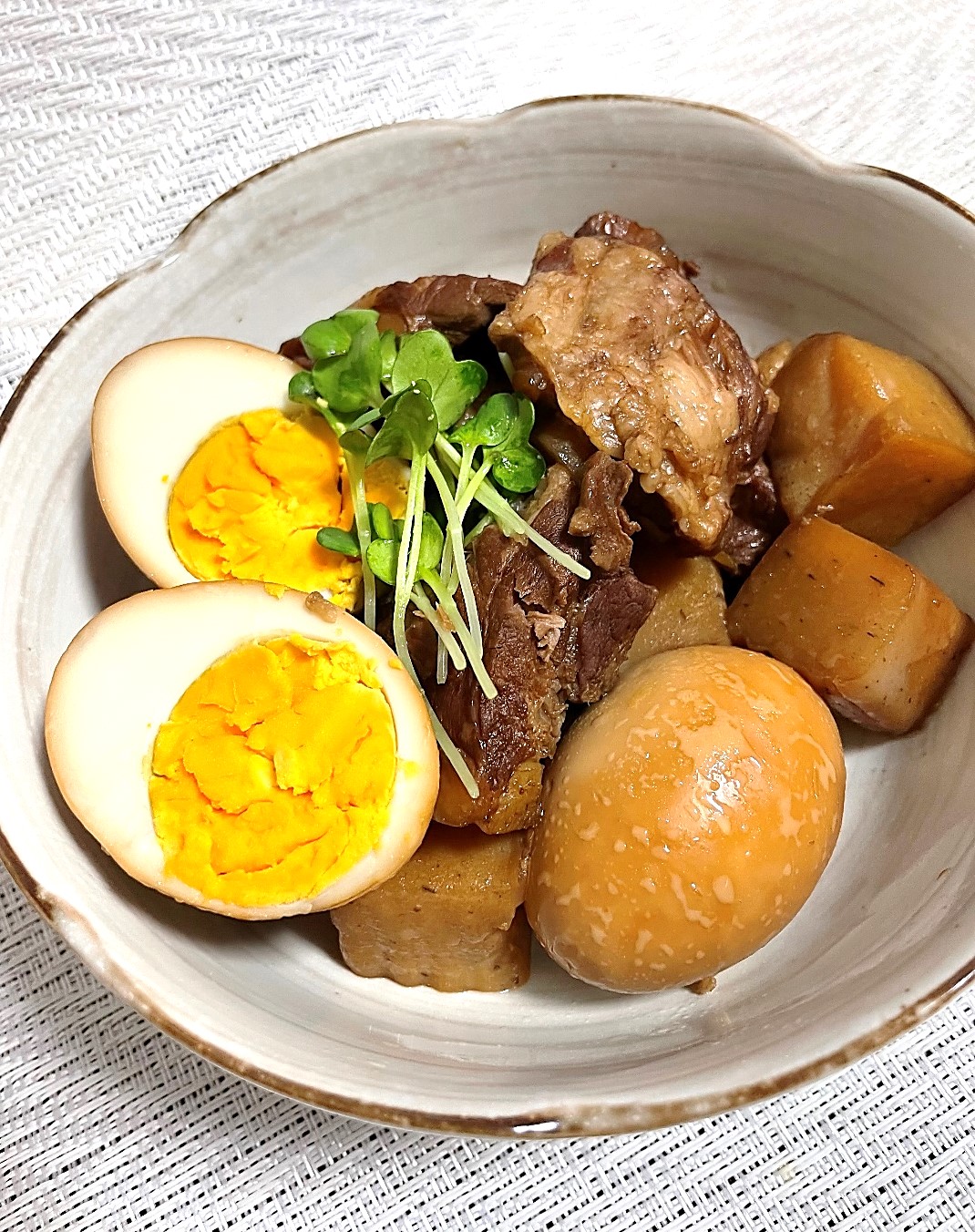 豚ばら軟骨 パイカ の煮つけ、新章へ ￣ー￣ ﾆﾔﾘ。マンダリンオレンジページ