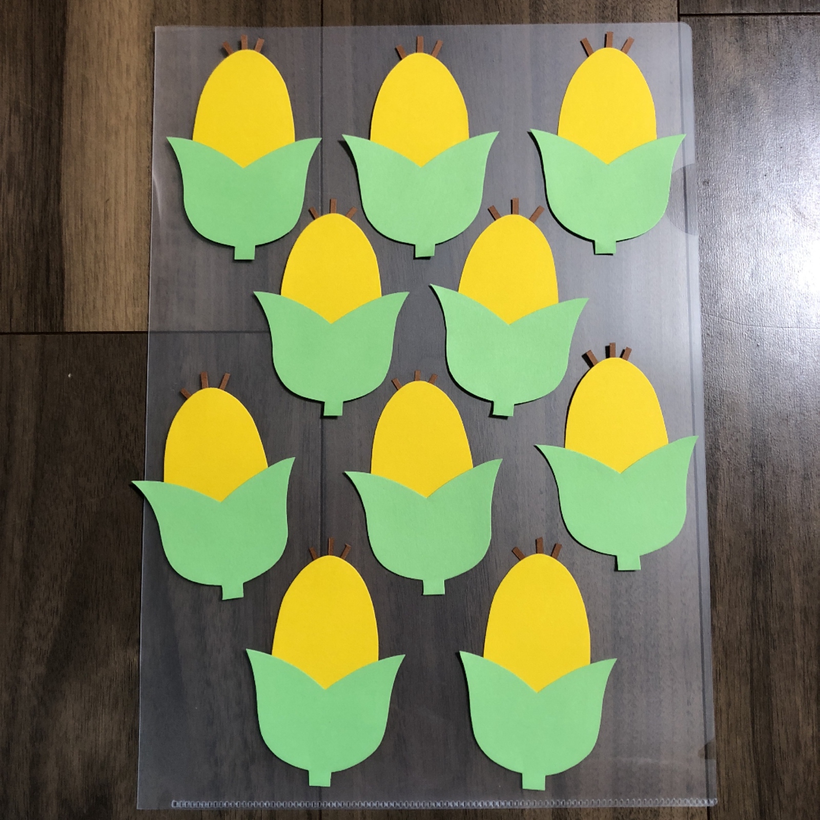 製作キット 幼稚園 保育園 子ども園 夏 製作 制作 工作 7月 8月 とうもろこし プチプチ 壁面飾り