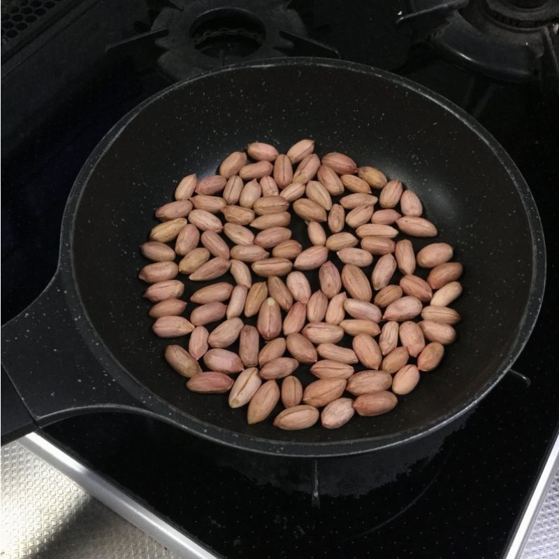 やみつき！「生落花生の炊き込みご飯」レシピ 榎本美沙さんの『旬を食べつくす日々の食卓』