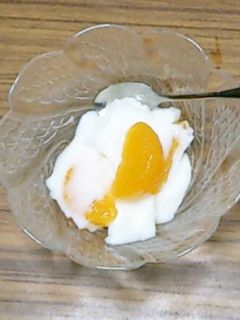 Tastemade Japan テイストメイドジャパンふってふってプルルン ペットボトルゼリー⁠ ⁠ みんな大好きなカルピスで作る簡単おやつ🎵⁠ 運動しながらおやつ作りを楽しもう✨⁠ ⁠⁠ ◼︎材料⁠ カルピス 500ml⁠ 粉ゼラチン 7g⁠ スライスキウイ 適量⁠角切りキウイ 適量