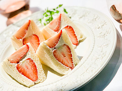 いちごサンドの作り方！きれいな断面がポイントのレシピ