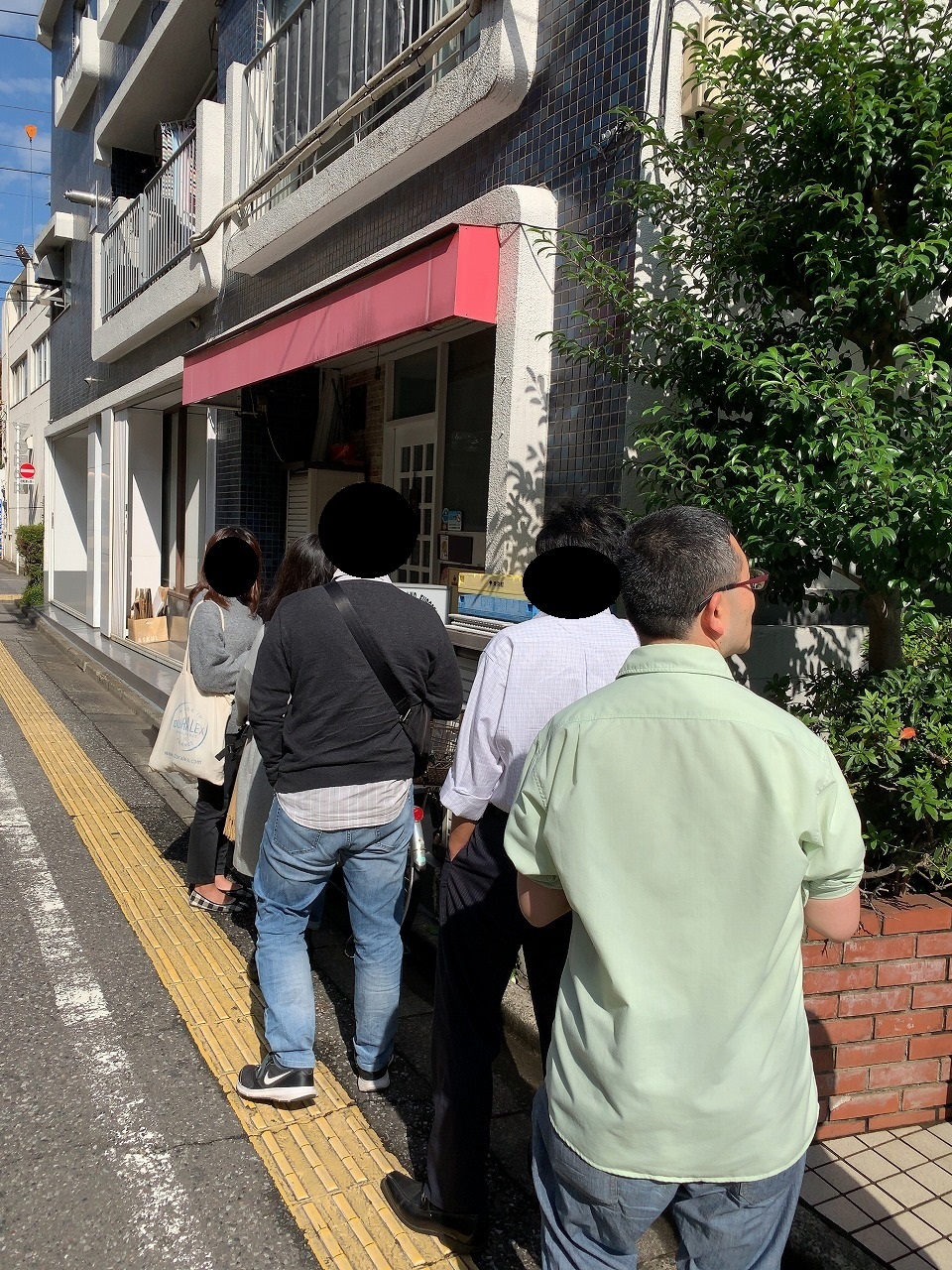 行列グルメ 食べログで欧風カレー部門、全国ナンバーワン！荻窪が世界に誇るカレーの名店「トマト」 - GOTRIP