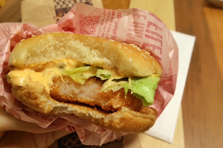 マクドナルド「焙煎ごまえびフィレオ」を食べた感想。人気の平成バーガー期間限定メニュー 口コミ- イギーとポル 福岡グルメ