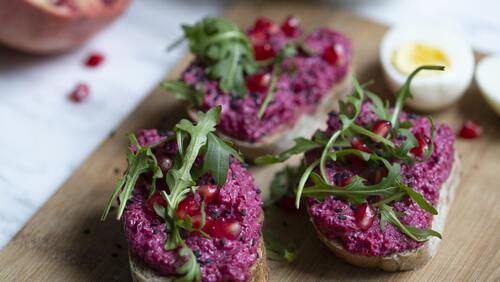 ピンク色の食べ物の名前を一覧で！果物・スイーツ〜飲み物まで紹介！ ちそう