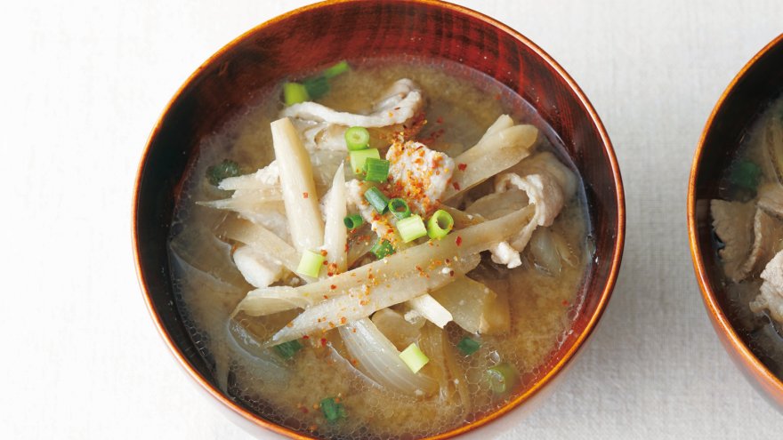 じゃがいもと玉ねぎの豚汁のレシピ・作り方 - Fily