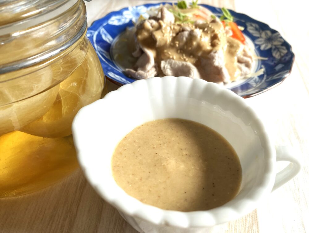 ドレッシングを手作り！シーザーサラダの基本レシピ