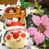 キャラ弁 三角おにぎりでサンタとトナカイ♡作り方♡eko ちゃんからのクリスマスプレゼントﾟ＊.｡.＊ﾟHaママ手作りDiary＊.｡.＊ﾟ＊