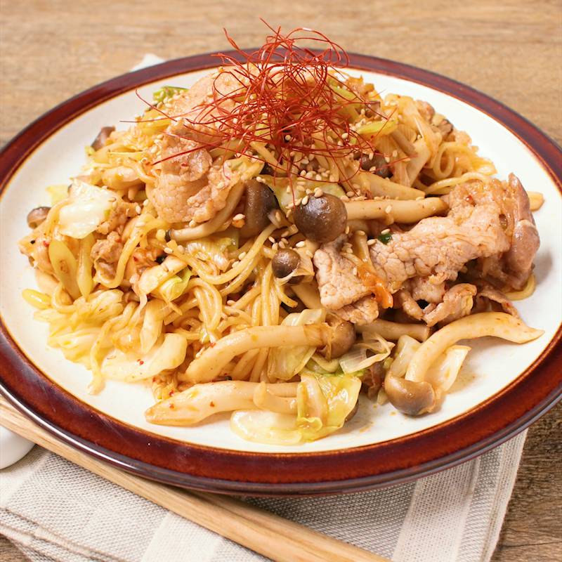 食パンで手軽に！ ポケット焼きそばパン