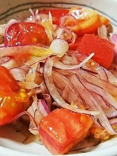 トマトと玉ねぎの胡麻マリネごま油の山田製油