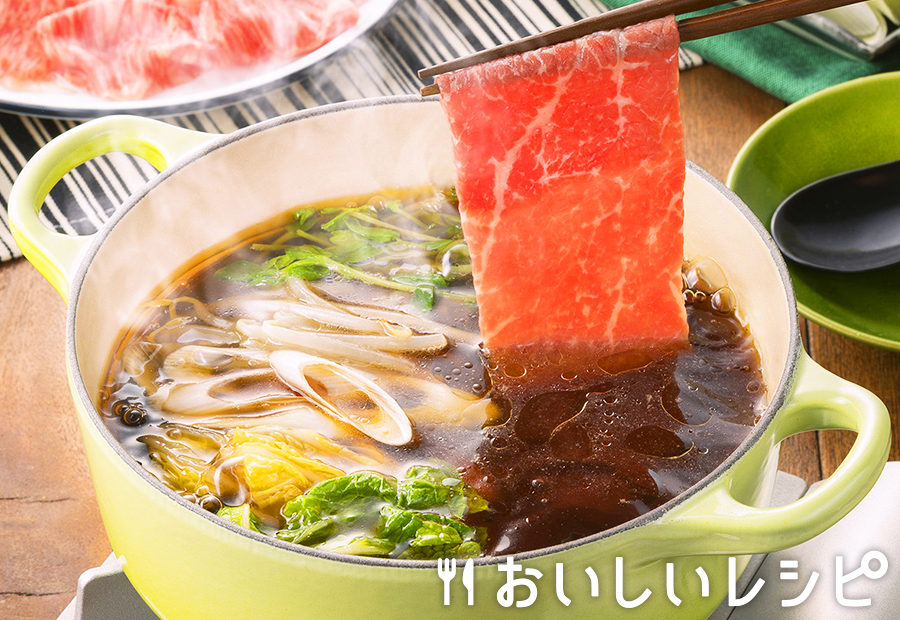 エバラ食品 公式このレシピがおいしそうと思ったら、コメント欄に🍲を投稿してください！. 包丁を使わない鍋レシピ！ .用意するのは、豚肉とカット野菜、「なべしゃぶ 」だけ！どれも10分でできます *^_^*. 「なべしゃぶ」のつゆにはうま味がギュッと凝縮