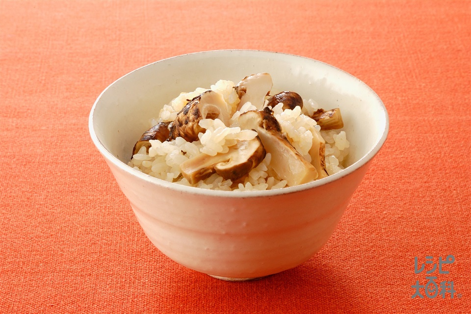 １０月もテークアウトで 松茸ご飯風と豚のピリ辛味噌炒め東京都東大和の魅力