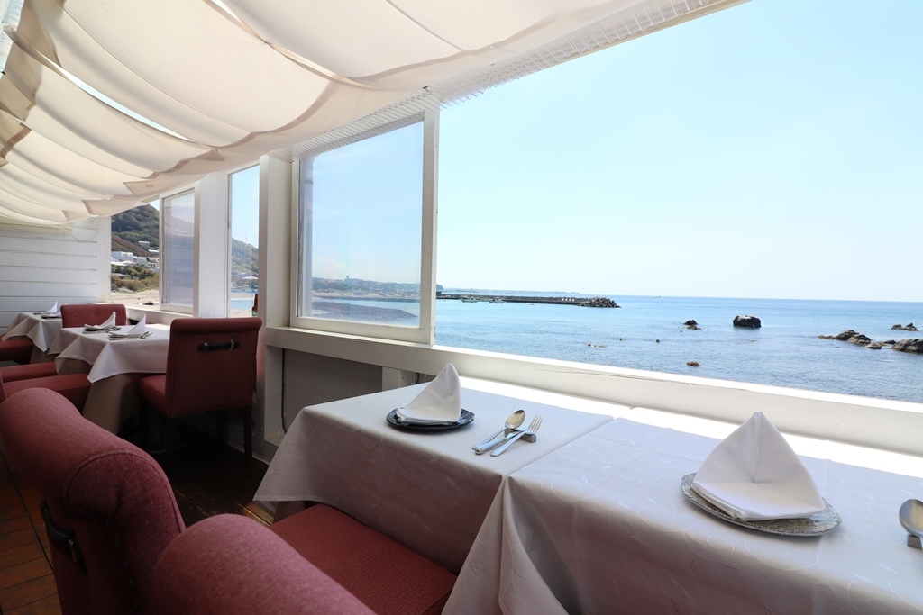 👇逗子のNEW OPENです👇 本日は、逗子の人気店「KOYA」さんのお店を間借りして、朝とランチの時間に営業することになった本格中華料理を味わえる「@sugarbamboo2023 」さんをご紹介。 今年の夏から逗子で海の家として中華料理を提供していたこちらのお店。 「海の家の