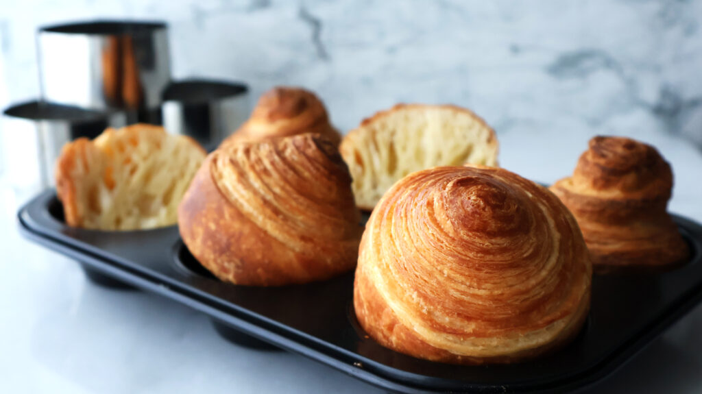 基本からアレンジまで！思わずつくりたくなる「バターなしクロワッサン」のレシピ集クックパッド