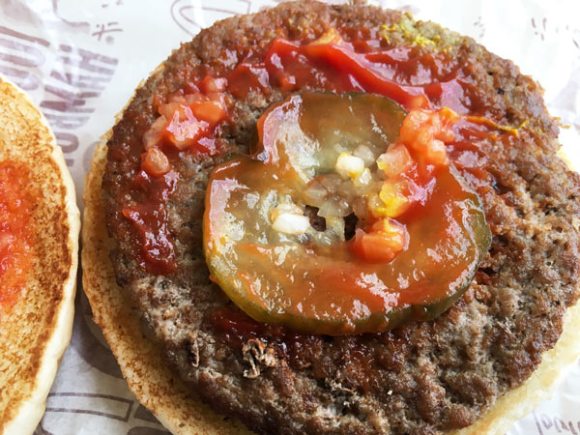 マクドナルドのピクルスは本当にきゅうり？真相を探る暮らしに役立つ知恵