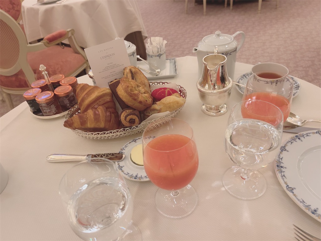オテル・リッツ・パリで朝食♪ みゅうパリブログオプショナルツアー・現地ツアーの みゅう