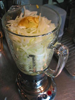 ミキサーで簡単☆新玉ねぎのクリーミードレッシング レシピ・作り方 by またたび☆ - 楽天レシピ