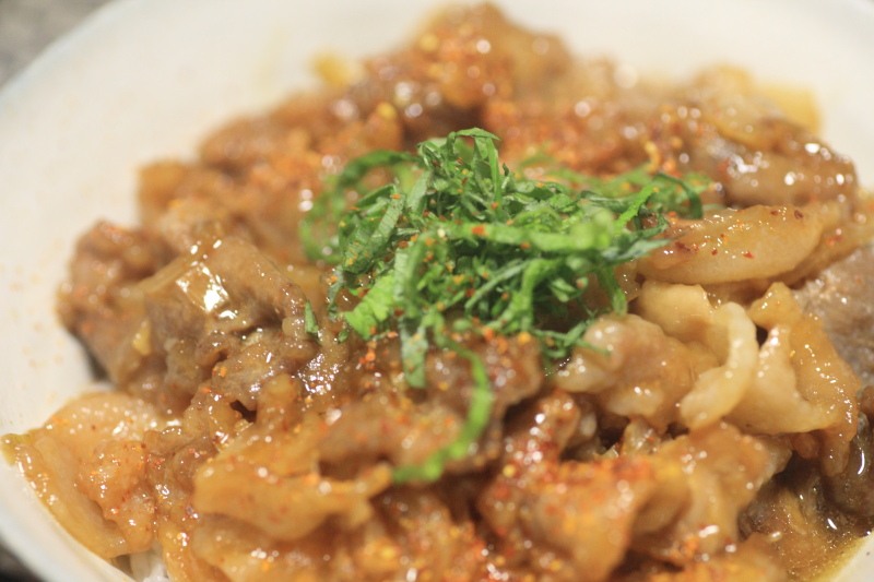 ●豚肉のスタミナ丼