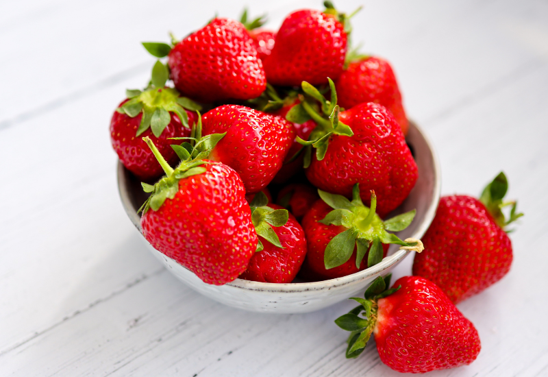 いちご 飾り切り やり方TikTok