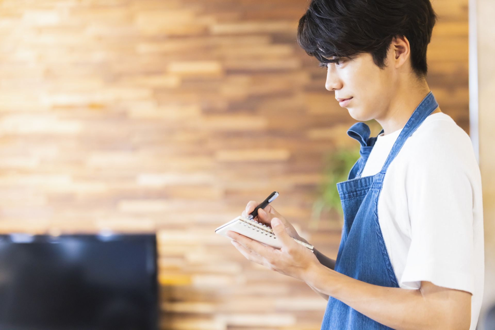 カフェ店員に資格は必要？役立つ資格とは？latteco note - カフェのバイトお仕事情報