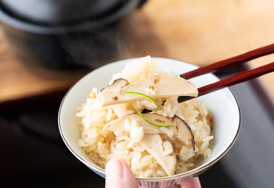 B級的！大阪グルメブログ旧館: トルコ産松茸で、松茸のホイル焼き、吸い物、炊き込みご飯