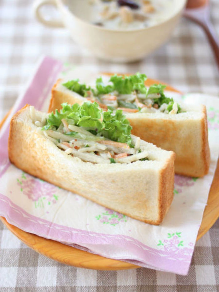 サンドイッチばかり作ってない？個性あふれる「パン弁当」を持って出かけようおうちごはん