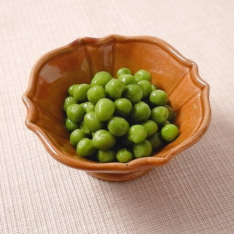 えんどう豆の名前の由来は？ さやえんどうの茹で時間とおすすめお菓子 peasイラレブック