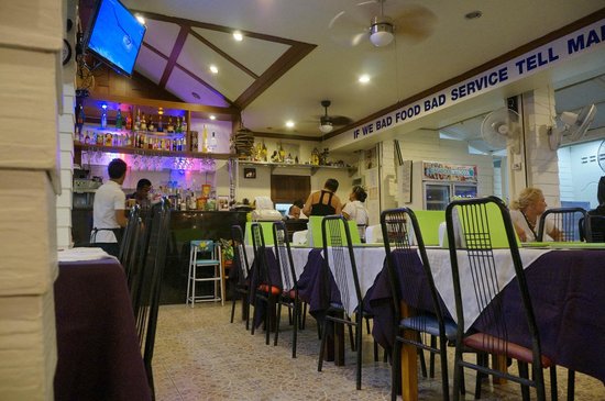 😲超簡単❗❗🥥ココナッツミルクトムヤムクン🍲 🏺トムヤムペーストを使えば、タイの代表的な料理 「トムヤムクン」を簡単に作ることが出来ます😉🧑‍🍳最小の材料＆時短で、お手軽タイ料理の完成です❣ 🥥🌴ココナッツミルクのコクとまろやかさをプラス✨ 🔥辛さの中に