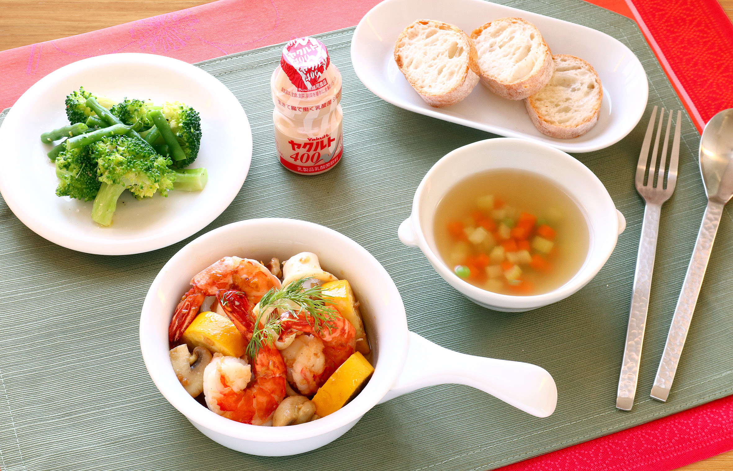 エビのアヒージョ 副菜