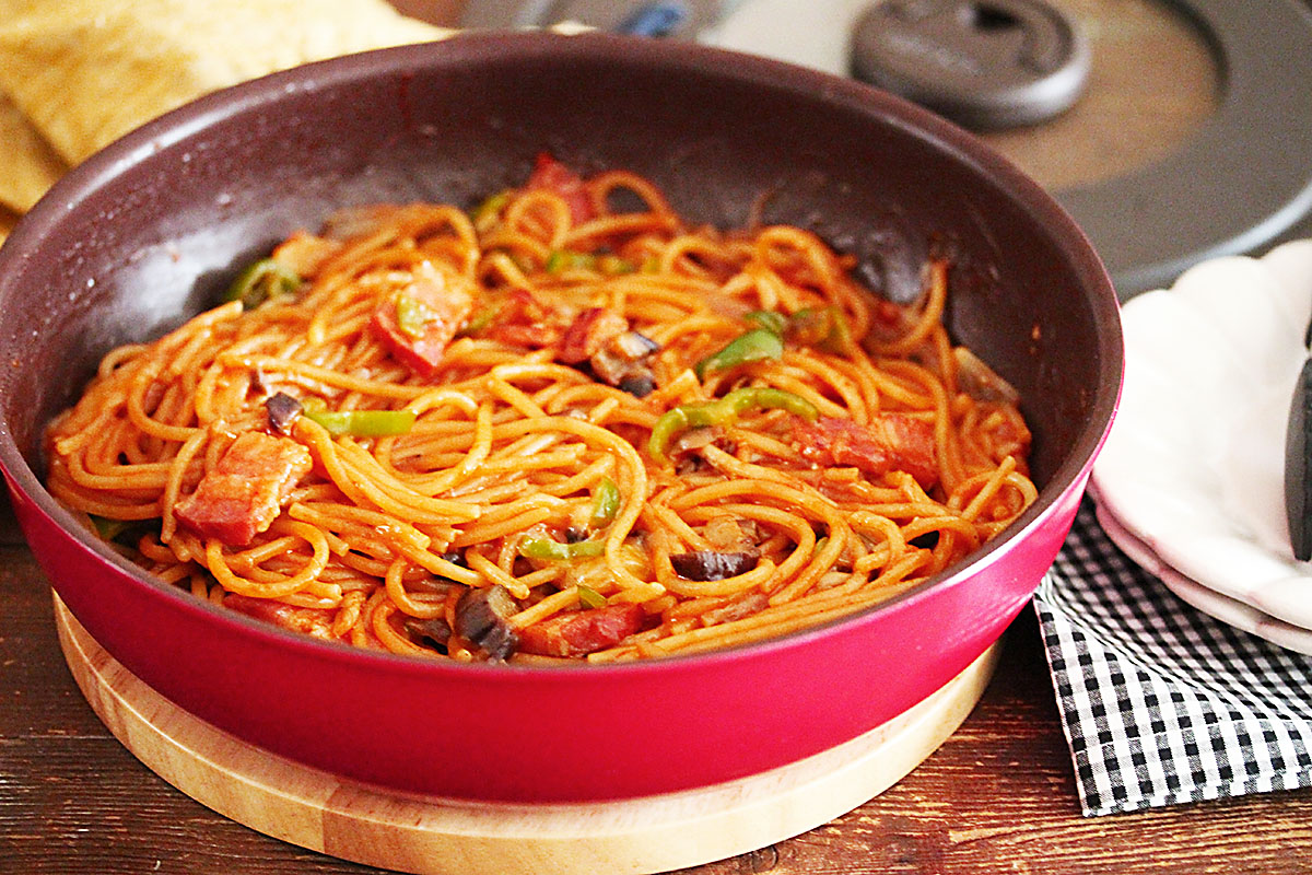 いまからできるpintレシピ「なすとじゃがいものナポリタン」 - YouTube