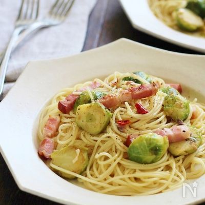 食欲そそる！ アンチョビクリームパスタ