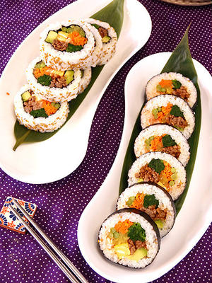 かっぱ巻きをアレンジ！さっぱり梅しそ海苔巻き