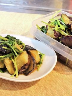 次回は倍量で作ります！！ ナスと大葉って「中毒性高すぎ」！3本じゃ全然足りない 泣ヨムーノ