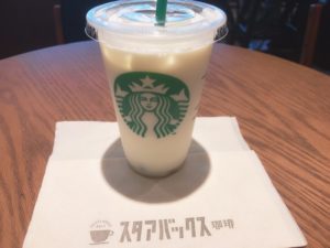 最新 スタバのホワイトホットチョコレートのおすすめカスタマイズ７選裏メニューの頼み方は