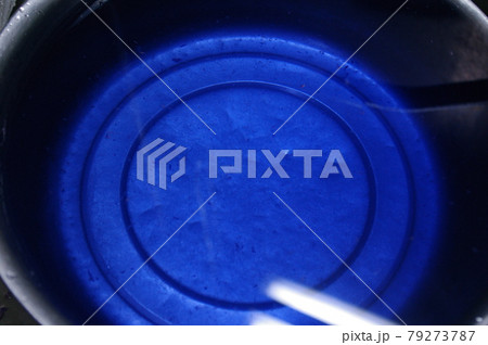 至急卵焼き作って置いといたらなんかすごい青いんですけどこれなんですか？- Yahoo!知恵袋