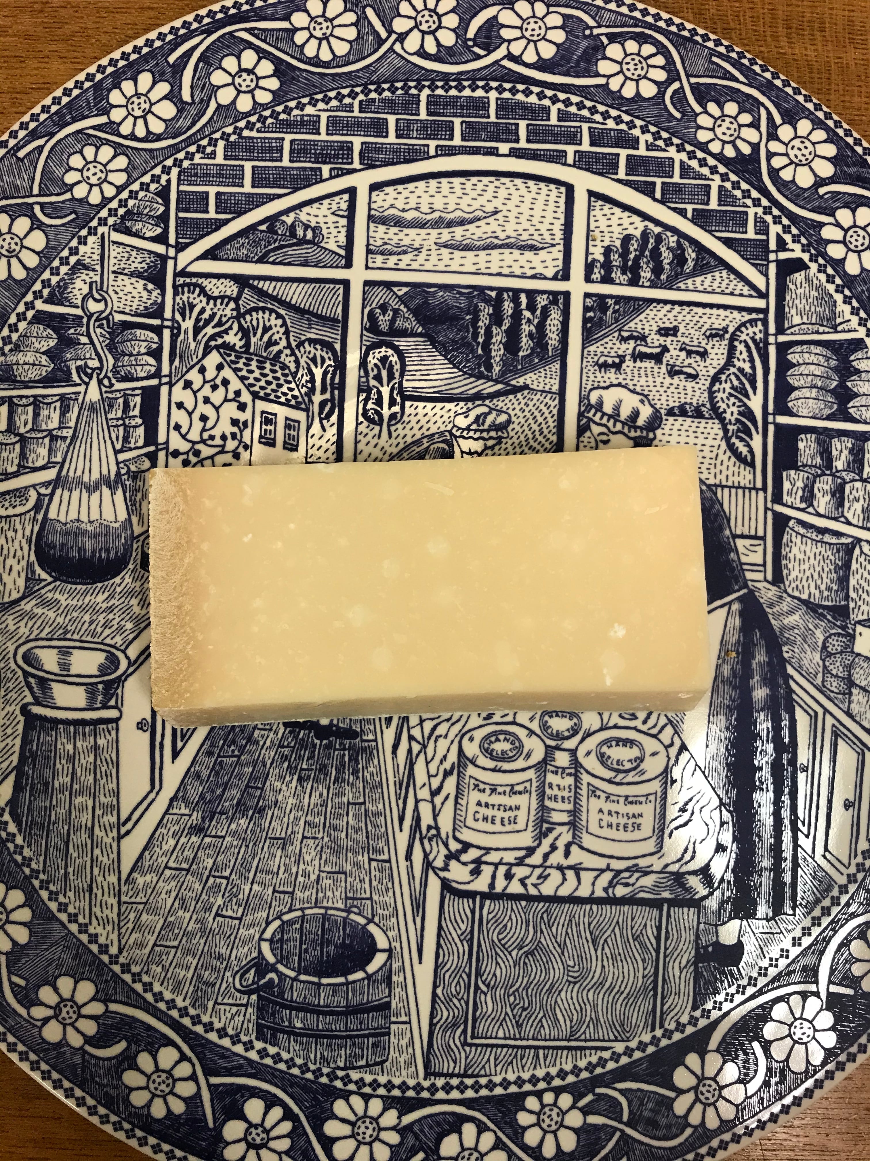 パルミジャーノ・レッジャーノ D.O.P100g単位量り売り 18カ月熟成生ハム・生サラミ・チーズの専門店イルグストチッチ 公式