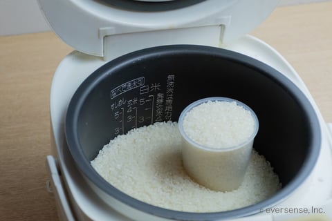 ご飯1合から3合までの炊き上がりグラム数と計量方法 « かもしか道具店