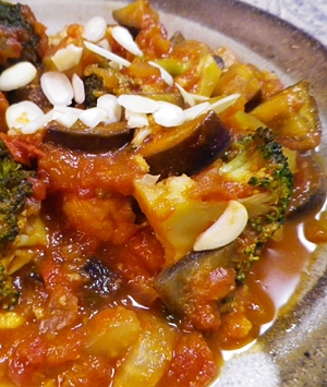 彩り野菜の鶏肉のトマト煮