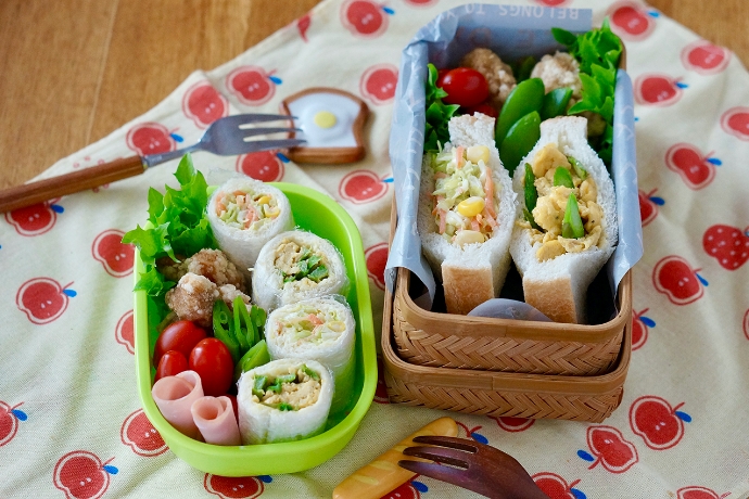 たまごとＢＬＴのサラダサンドイッチ