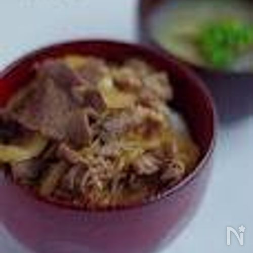 めんつゆ3倍 牛とじ丼の作り方！なか卯風の卵とじと牛丼のタレの人気レシピ