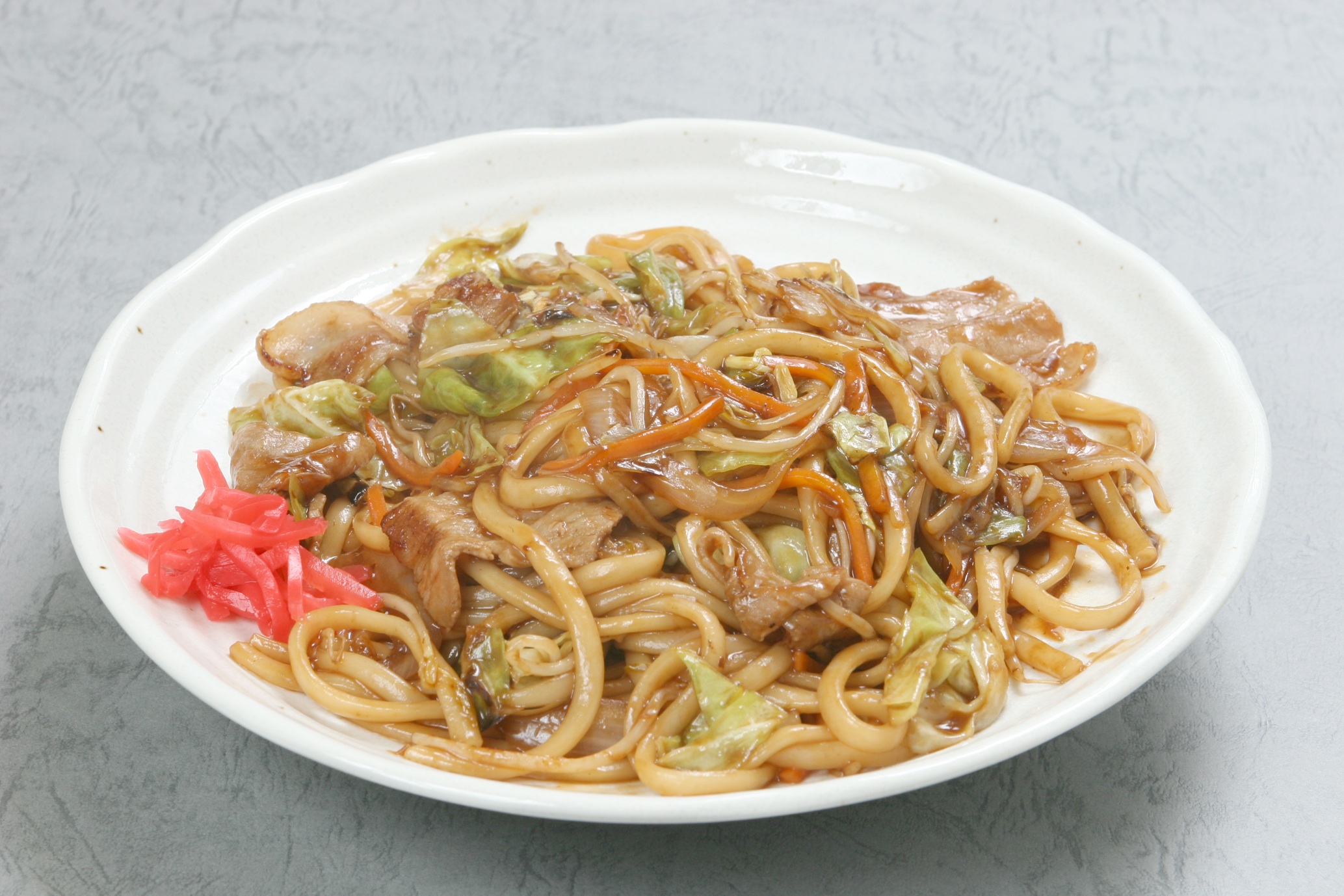 だしが決め手の焼きうどんレシピ素材力だし®