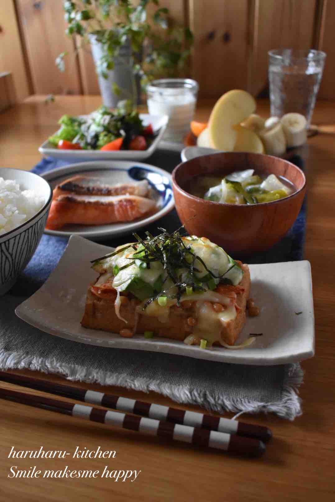 簡単おつまみ！とろ〜り卵とサクサク天かすの 納豆キムチ巾着