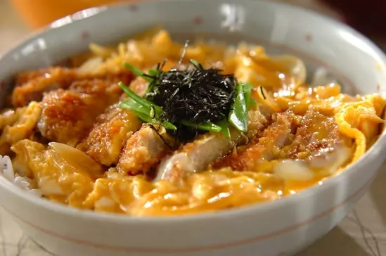 時には麺つゆを使わないカツ丼いかがでしょうか な献立 : 日々のごはんとおやつのネタ帳～簡単なのも、丁寧なのも～ Powered by ライブドアブログ