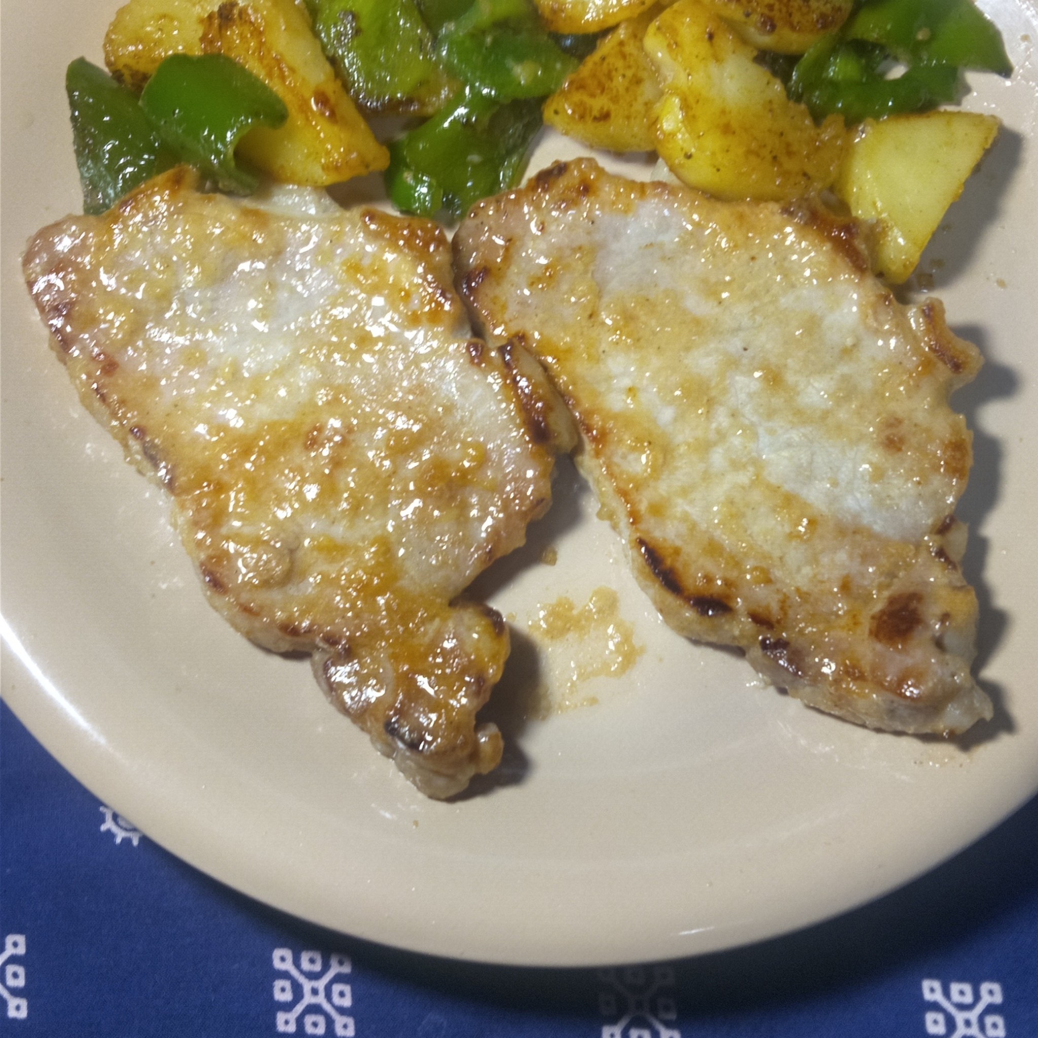 レシピ：麹漬豚肩ロースと新じゃが芋の蒸し焼き - VERMICULARバーミキュラ