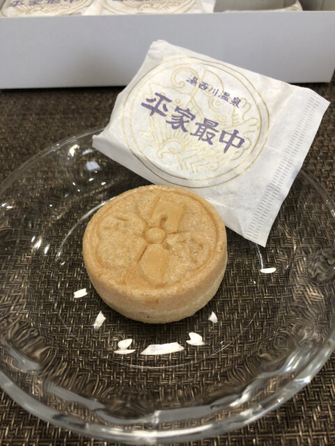 湯西川温泉「平家最中」 家族のおみやげにも最適5くり