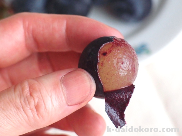 dショッピング 皮むき ブドウ用 ぶどうの皮むき フルベジ皮むき器 皮剥き器 葡萄 大粒 小粒 巨峰 皮 むく 剥く 簡単 手軽 時短下ごしらえ キッチンツール 便利グッズカテゴリ：キッチン便利グッズの販売できる商品リビングート093331589 ドコモの通販サイト