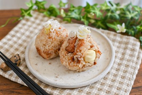 背徳の金の豚角煮ホットサンド