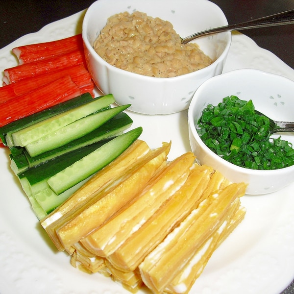 手巻き寿司用の卵焼き」は普通とどうちがう？ 卵液を漉す、味付け、切り方が決め手！ 絶妙バランスのすし酢レシピ付きHugKum はぐくむ